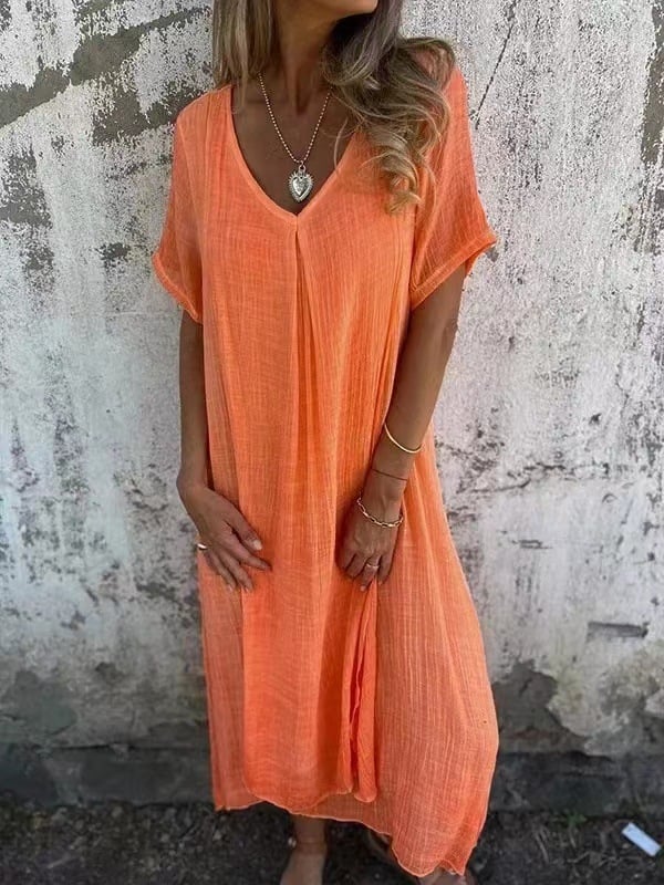 Célestine | Robe mi-longue intemporelle à col en V